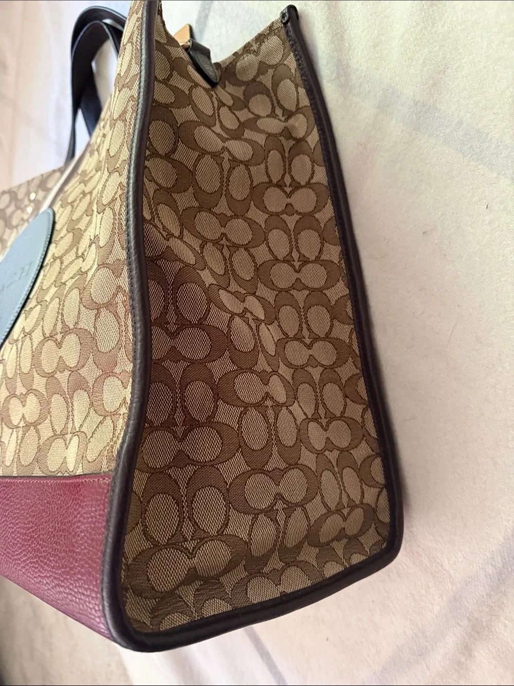 COACH Dempsey Tote Bag 40 In Signature Jacquard With Stripe And Coach Patch - Picture 5 of 14